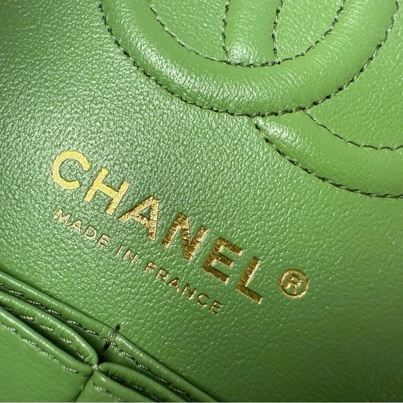 Chanel Green Caviar Small Classic Flap with Gold Hardware  Brand New - Picture 10 of 14